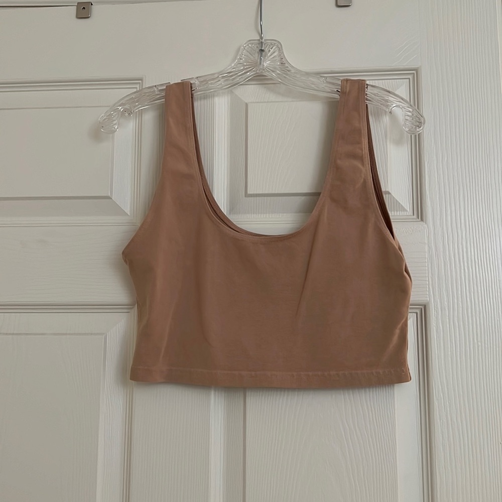 Los Angeles Apparel tank top, thick quality material, perfect for layering!